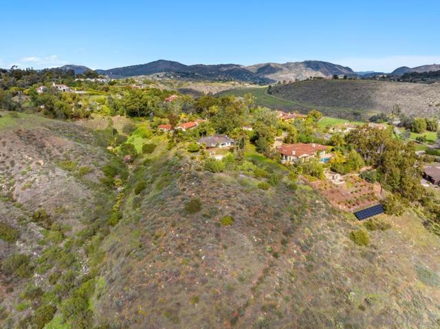 MLS #250035974SD image #24