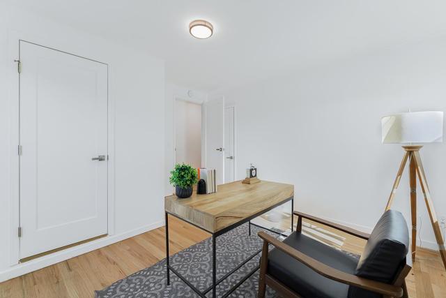 4715 Davenport Avenue, Oakland CA: https://media.crmls.org/mediaz/0a1b8163-c16e-4814-8ac2-7ac2e2dc75fd.jpg