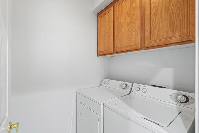 67600 S Laguna Drive, Cathedral City CA: https://media.crmls.org/mediaz/0a1cbe39-a2be-462a-8782-3c3e136f18af.jpg