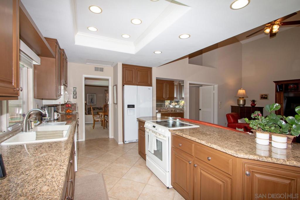 17605 Rienzi Place - photo 13