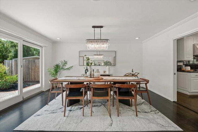 14228 Amherst Court, Los Altos Hills CA: https://media.crmls.org/mediaz/0a1d4581-090d-4305-8331-81fd9e5e16f0.jpg