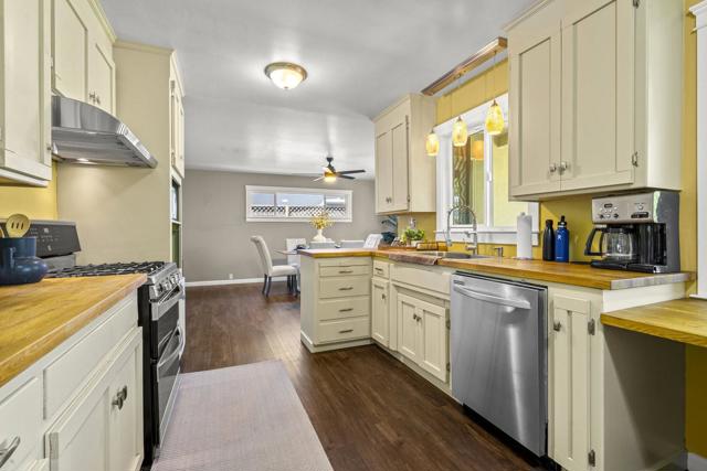 910 Monica Lane, Campbell CA: https://media.crmls.org/mediaz/0a1d67f5-8520-4a2e-9db8-633f470dcabe.jpg