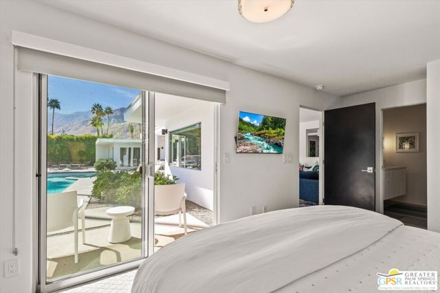 2280 S Camino Real, Palm Springs, CA 92264