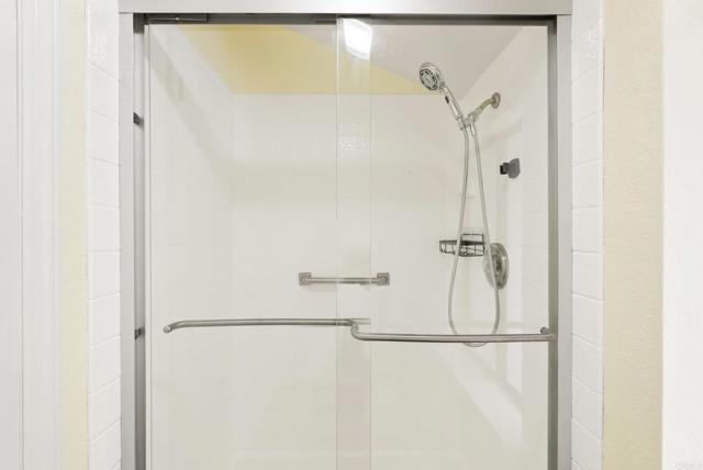 4535 Chateau Drive, San Diego CA: https://media.crmls.org/mediaz/0a202200-bb65-48c9-9620-b90d76199c31.jpg