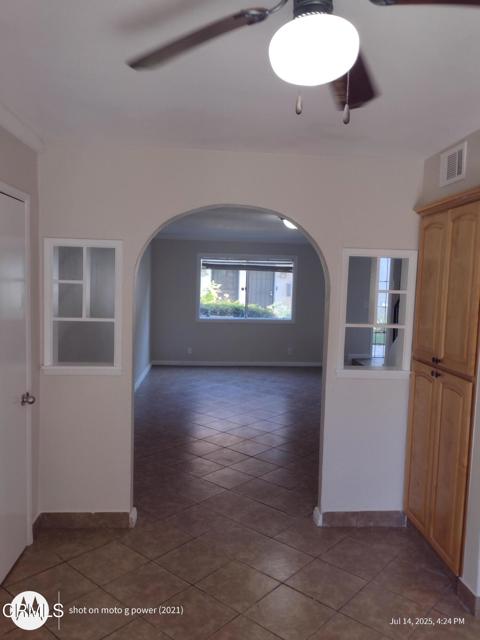 Detail Gallery Image 6 of 32 For 118 E Ventura St #H,  Santa Paula,  CA 93060 - 2 Beds | 1/1 Baths