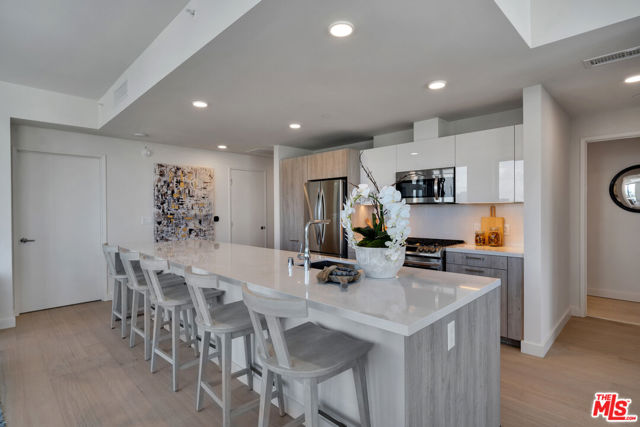 Virtually staged model home ph