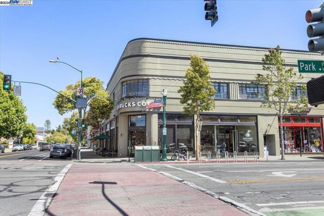 2255 Lincoln Ave., Alameda CA: https://media.crmls.org/mediaz/0a21f858-769b-464b-81ec-ce56e5266932.jpg