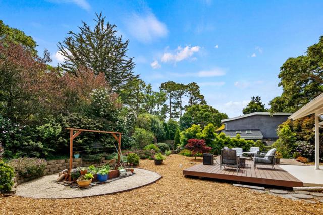 2811 Forest Lodge Road, Pebble Beach CA: https://media.crmls.org/mediaz/0a221637-982c-409d-ab76-e96028da8aa2.jpg