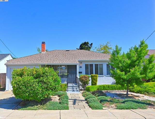 4248 Mabel Avenue, Castro Valley CA: https://media.crmls.org/mediaz/0a2237b0-ec5c-4df1-bae2-774b076b92bc.jpg