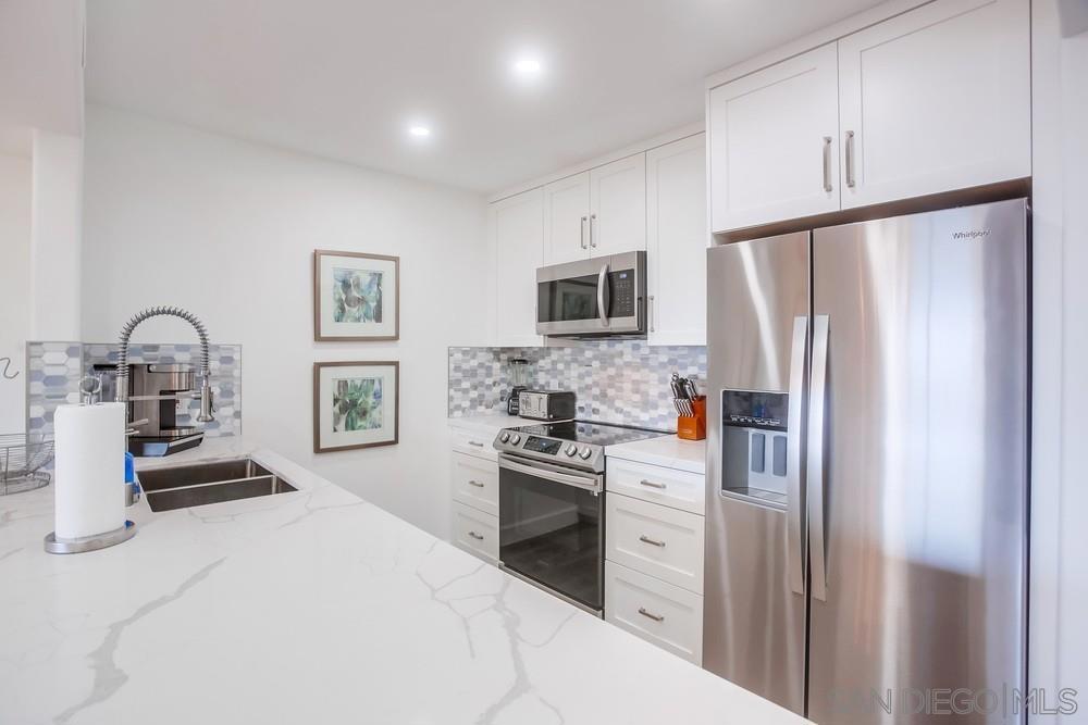5726 La Jolla Blvd - photo 7