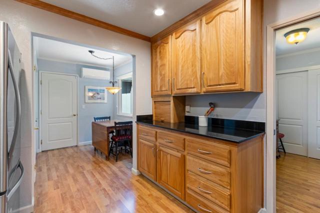 1096 Prevost Court, San Jose CA: https://media.crmls.org/mediaz/0a235021-a8eb-43dd-bb49-0d8520a0e83c.jpg