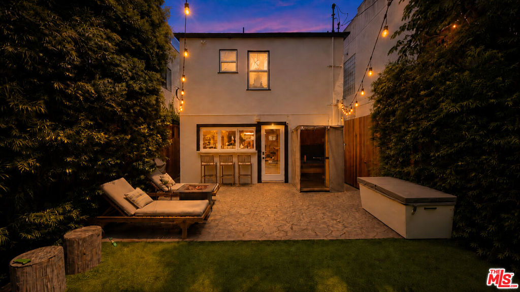 https://media.crmls.org/mediaz/0a23a2fd-c2db-4433-b2b3-004a99f44e55.jpg?preset=X-Large
