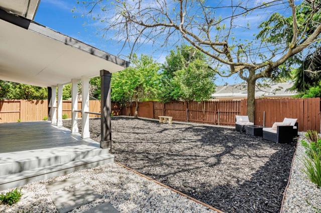 109 Maple Street, Vacaville CA: https://media.crmls.org/mediaz/0a23c9f3-e3d6-499c-b272-6f2dbdb0ae5d.jpg