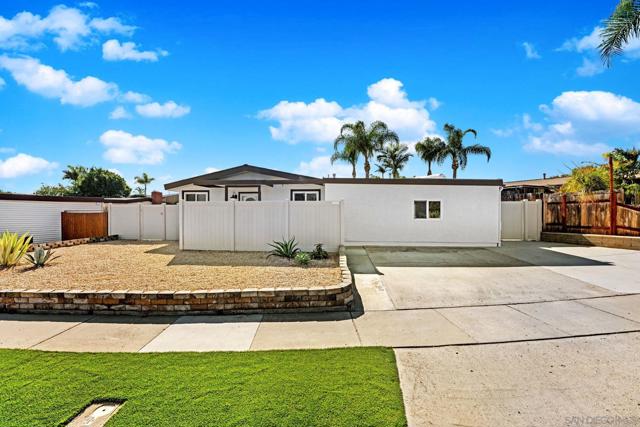 8937 Hammond Dr, San Diego CA: https://media.crmls.org/mediaz/0a2439ed-0dee-440b-ae42-d85eccf272ef.jpg