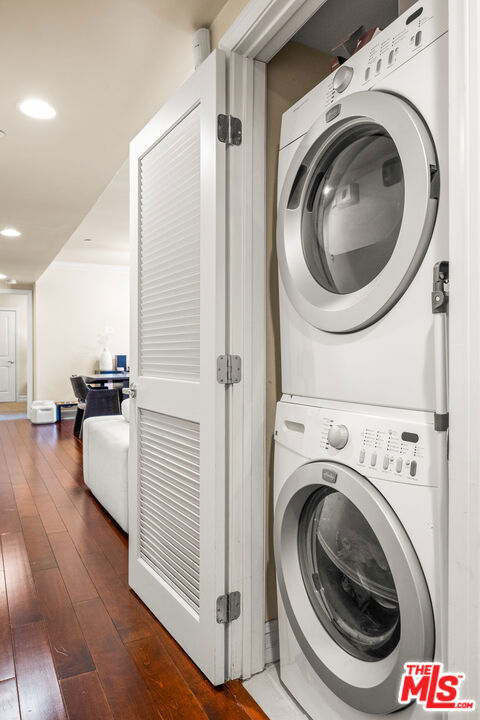 Drew Fenton | 951 Granville Avenue Los Angeles CA | MLS: 7445189 Drew Fenton | 951 Granville Avenue Los Angeles CA | MLS: 7445189