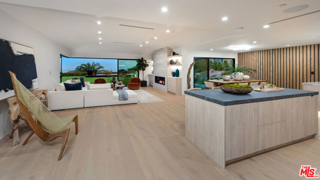 20494 Royal Stone Drive photo 5