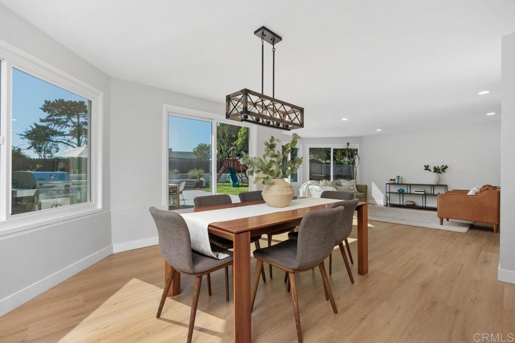 4185 Combe Way - photo 13