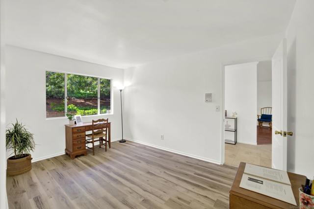 460 Rancho La Mirada Ln, Escondido CA: https://media.crmls.org/mediaz/0a25c6d9-3365-429c-bb88-10e9bc6da3ea.jpg