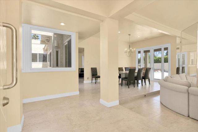 39 Santo Domingo Drive, Rancho Mirage CA: https://media.crmls.org/mediaz/0a25f3d5-e65d-40dd-9e9f-eff7bd7c90f9.jpg