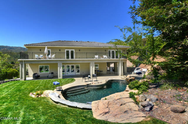 29677 Mulholland Highway, Agoura Hills CA: https://media.crmls.org/mediaz/0a267a06-cfe7-40b8-b3c7-c97f0fdcae21.jpg