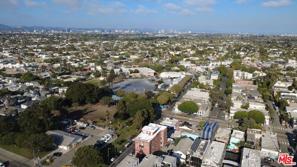 MLS #25616953 image #33