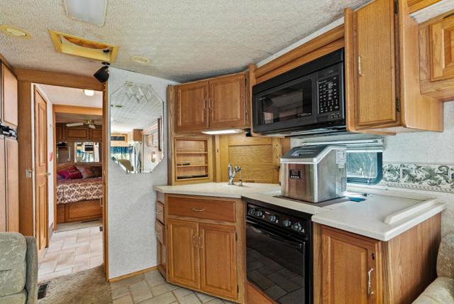 15995 Big Basin Way, Boulder Creek CA: https://media.crmls.org/mediaz/0a272219-ea2f-4d21-b741-73fc9dfffcea.jpg