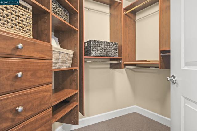1800 Alma Ave, Walnut Creek CA: https://media.crmls.org/mediaz/0a2724f1-77eb-4529-8ca1-4ffe824179a4.jpg