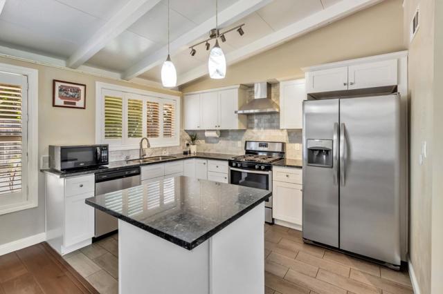 1101 Palamos Avenue, Sunnyvale CA: https://media.crmls.org/mediaz/0a283d5f-3a62-4a7b-9828-82a577466173.jpg
