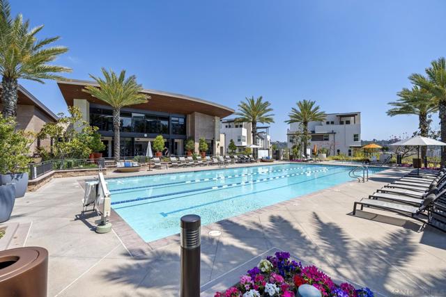 2779 VIA ALTA PL, San Diego CA: https://media.crmls.org/mediaz/0a28c947-ddb6-4b6e-ba71-07da0d57a676.jpg