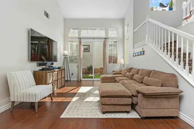 Detail Gallery Image 7 of 43 For 2419 Badger Ln, Carlsbad,  CA 92010 - 3 Beds | 2/1 Baths