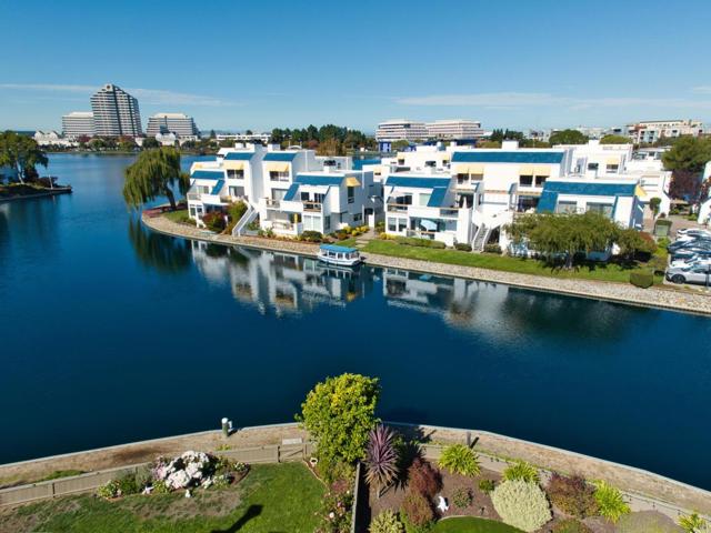 926 Lido Lane, Foster City CA: https://media.crmls.org/mediaz/0a29fc85-3c8b-48fb-87a2-a4821f3545b9.jpg