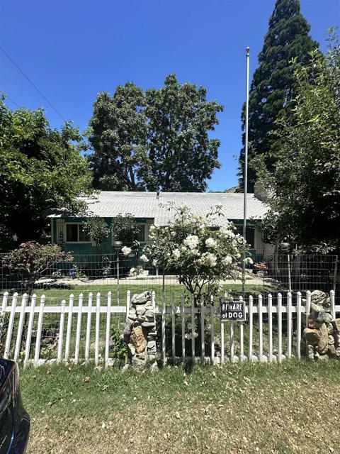 13954 Hazel Drive, Lytle Creek, California 92358, 2 Bedrooms Bedrooms, ,1 BathroomBathrooms,Residential,For Sale,13954 Hazel Drive,CRPTP2403551