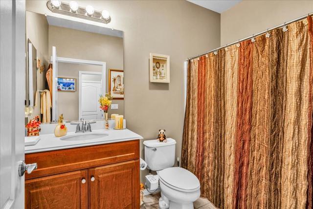 3854 Blue Sky Way, Palm Springs CA: https://media.crmls.org/mediaz/0a2c09e7-4c10-46b8-b51f-ac296c515e73.jpg