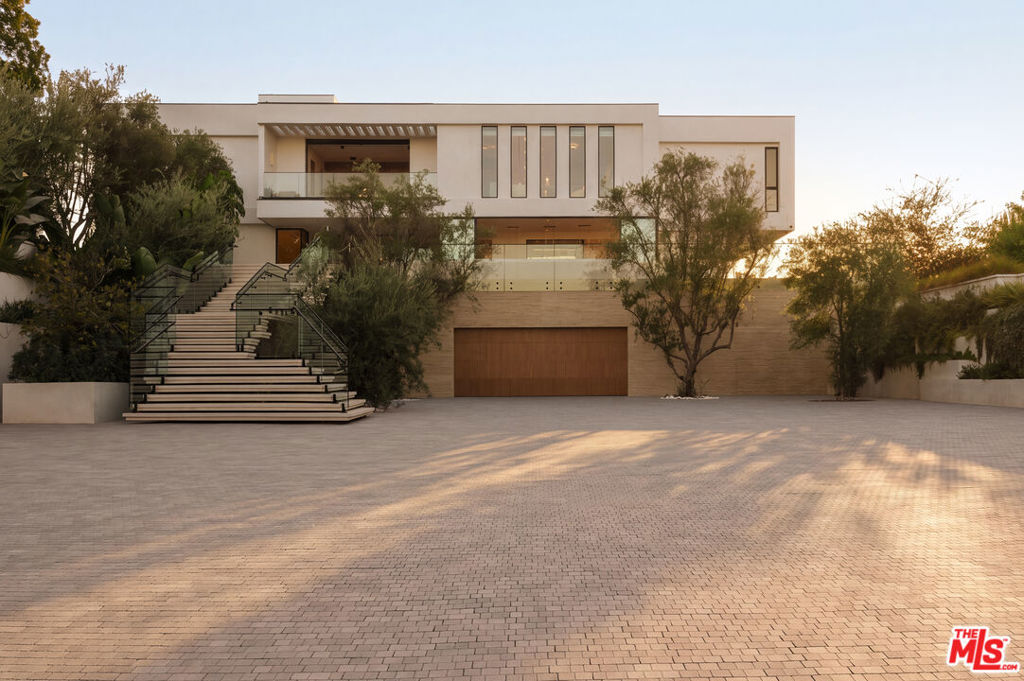 16187 Royal Oak Road — image 1