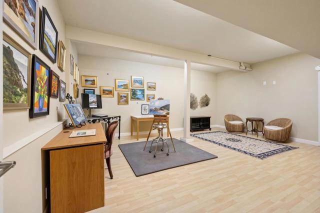 1198 Main Street, Montara CA: https://media.crmls.org/mediaz/0a2d64ce-f297-462a-9aab-8d72bf95a4fa.jpg