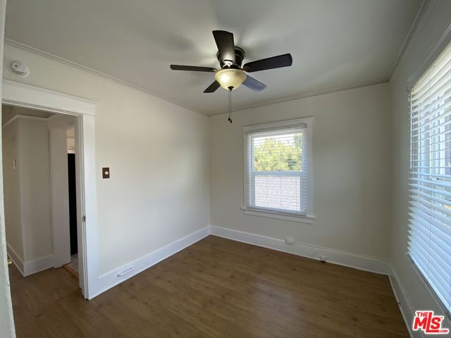 1604 La Fayette Road, Los Angeles CA: https://media.crmls.org/mediaz/0a2df9d8-2adb-4d05-9bc1-6e64e0fd1ac1.jpg