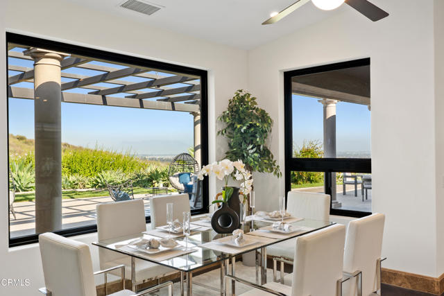 5572 Rainier Street, Ventura CA: https://media.crmls.org/mediaz/0a2dfa79-c84b-4afb-8dc4-27e862b9e114.jpg