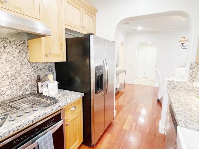 1325 Dahlia Loop, San Jose CA: https://media.crmls.org/mediaz/0a2e61e8-10ff-4f9c-b309-7ae8099038f5.jpg