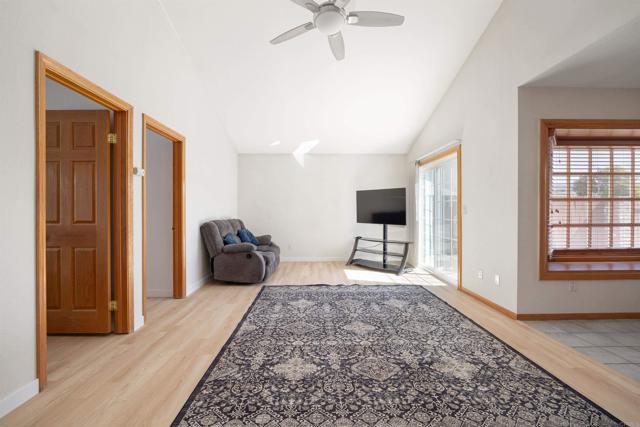 Detail Gallery Image 6 of 28 For 1010 Ellen Ln, El Cajon,  CA 92019 - 4 Beds | 2 Baths