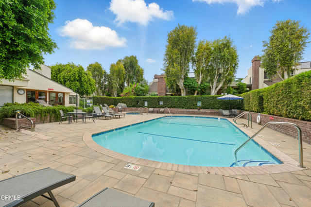 Detail Gallery Image 40 of 49 For 18731 Hatteras St #35,  Tarzana,  CA 91356 - 3 Beds | 2/1 Baths
