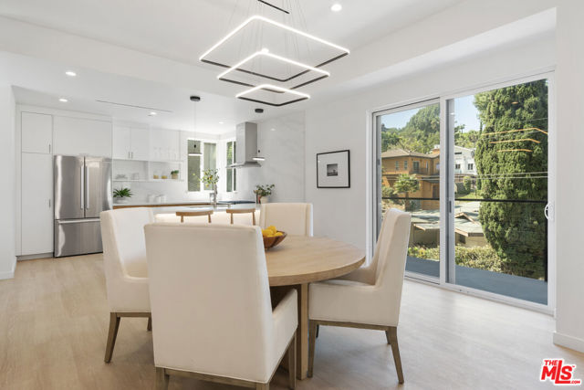 1046 Oban Drive, Los Angeles CA: https://media.crmls.org/mediaz/0a31be44-f123-4734-ab3d-24ffe904f2bd.jpg