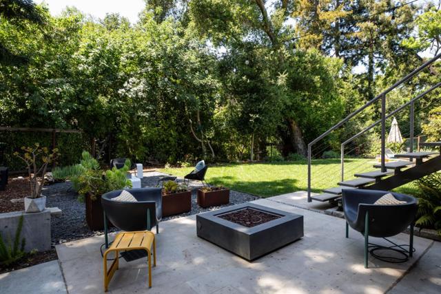 454 Cypress Drive, Los Altos CA: https://media.crmls.org/mediaz/0a322f9a-45c7-4dc8-acfb-9be7abb73c49.jpg