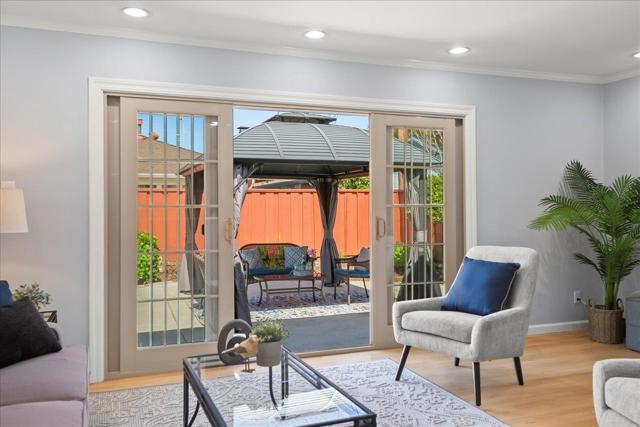 Image 6 of 27 For 2211 Sutter Avenue