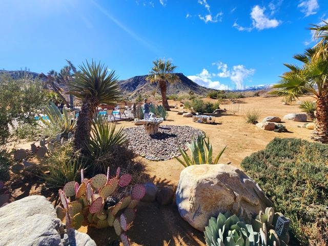 3569 Calmada Road, Pioneertown CA: https://media.crmls.org/mediaz/0a3681de-606e-4577-9e26-c45027254f62.jpg