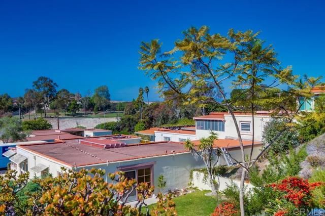 Detail Gallery Image 8 of 54 For 3621 Vista Campana S #92,  Oceanside,  CA 92057 - 2 Beds | 2 Baths