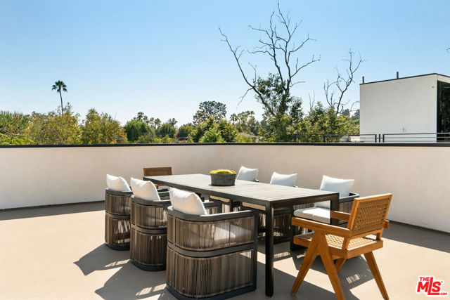 Drew Fenton | 1185 Mcclellan Drive Los Angeles CA | MLS: 7420887