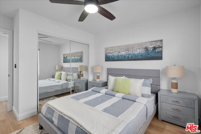 625 9th Street, Hermosa Beach, California 90254, 3 Bedrooms Bedrooms, ,2 BathroomsBathrooms,Residential,Sold,9th,25523845