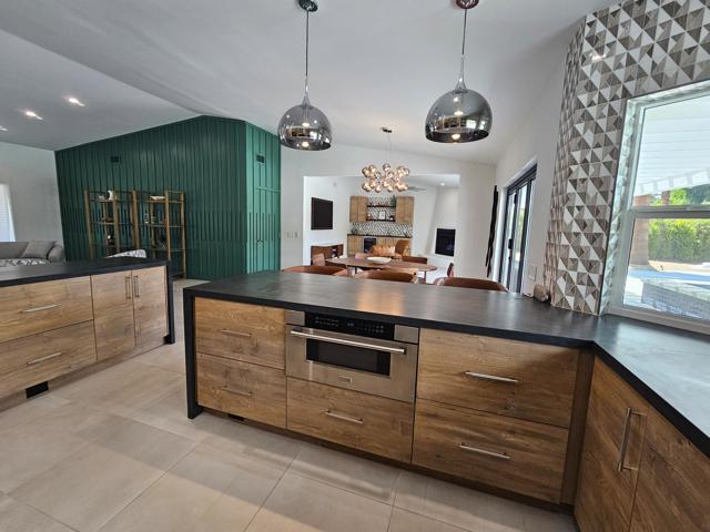 Image 18 of 55 For 72278 Barbara Drive