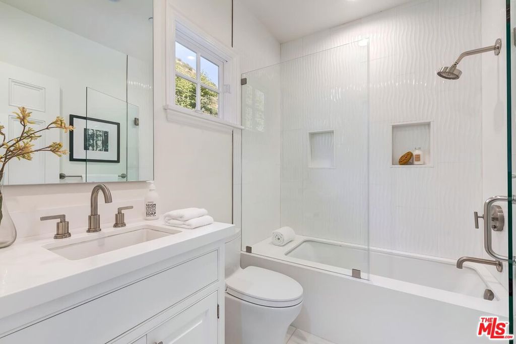 MLS #26847983 image #47