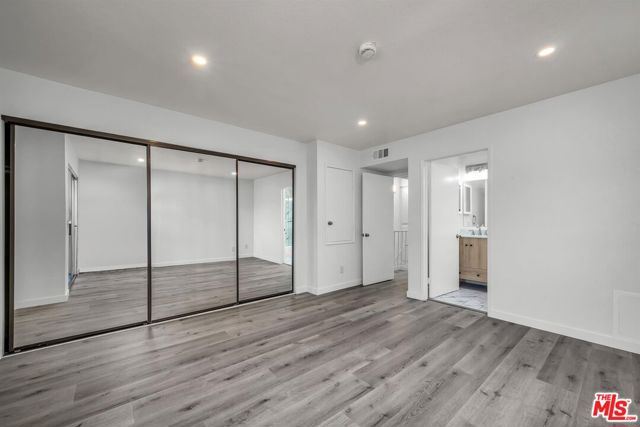 13340 Burbank Boulevard, Sherman Oaks CA: https://media.crmls.org/mediaz/0a3a8018-9df1-44c1-aeee-ed3ecab44267.jpg